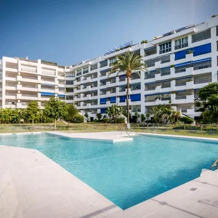 Modern And Bright In The Center With Pool And Terrace * Marbella