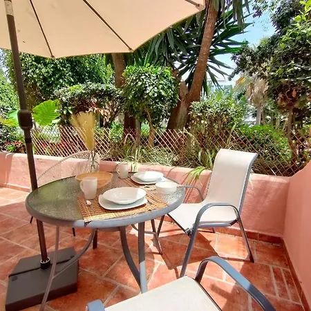 Apartment Modern And Bright In The Center With Pool And Terrace *