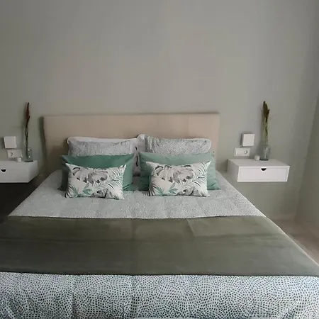 Modern And Bright In The Center With Pool And Terrace Apartment Marbella